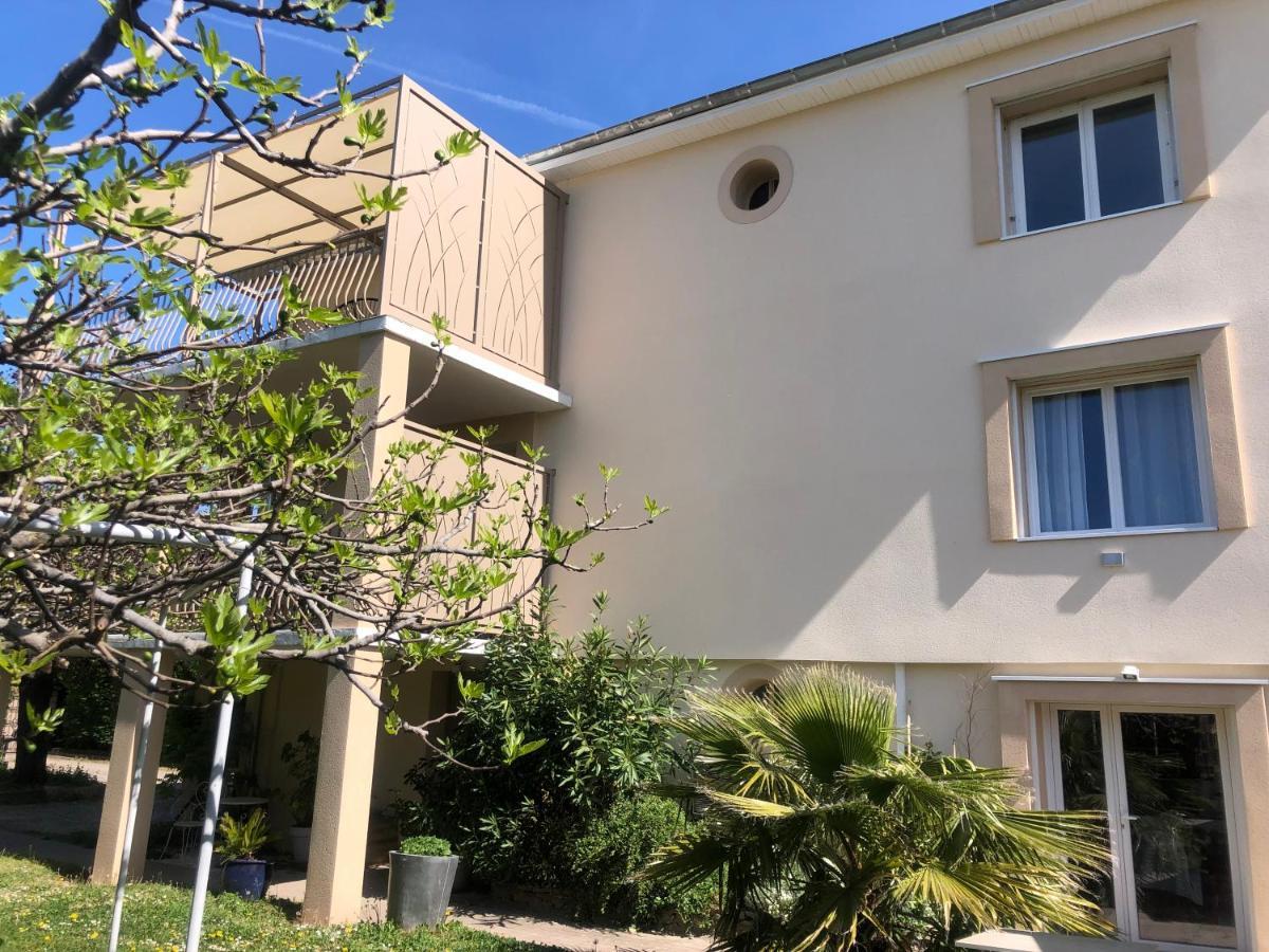 CONDRIEU T3 Climatisé 2ème étage Condrieu Exterior foto