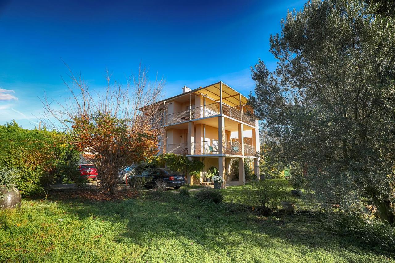 CONDRIEU T3 Climatisé 2ème étage Condrieu Exterior foto